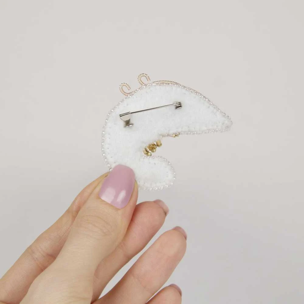Charivna Mit Brošės siuvinėjimo karoliukais rinkinys „Krevetė“ Crystal Art
