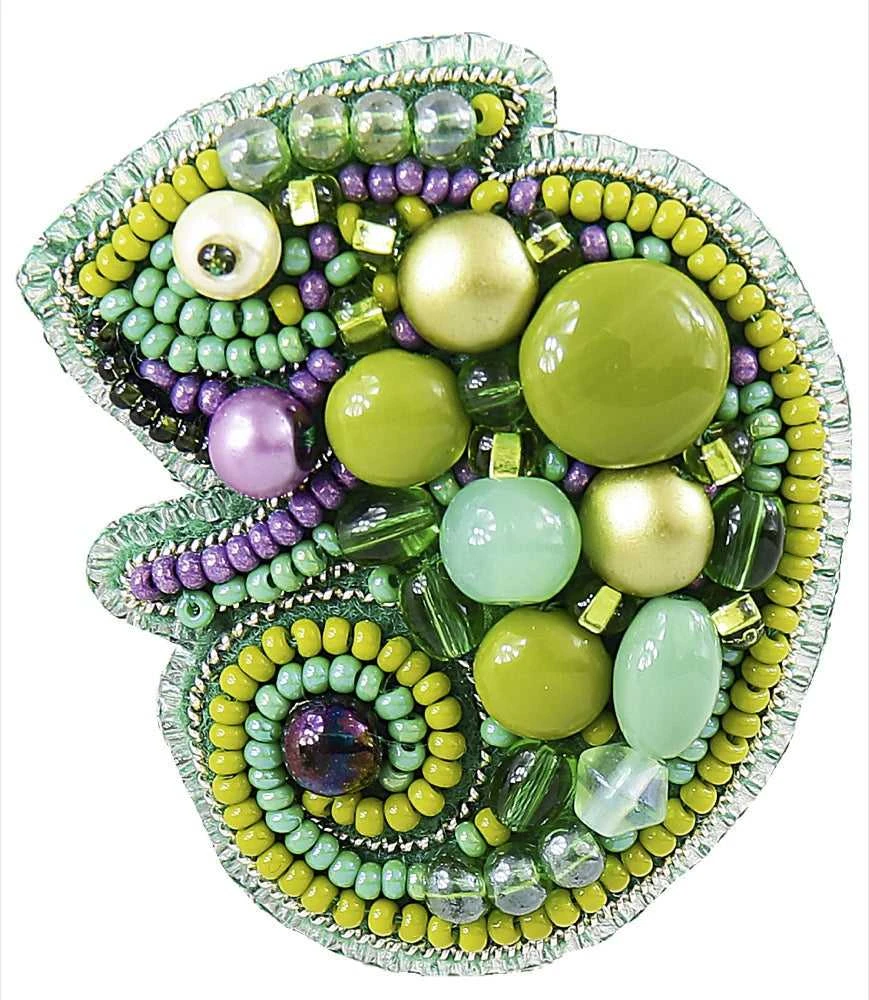 Charivna Mit Karoliukų siuvinėjimo rinkinys segė „Chameleonas“ Crystal Art, 5×5,5 cm