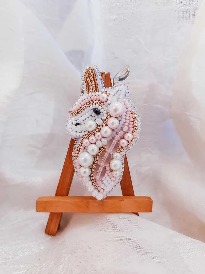 Charivna Mit Siuvinėjimo karoliukais rinkinys segės kūrimui Crystal Art „Vienaragis“