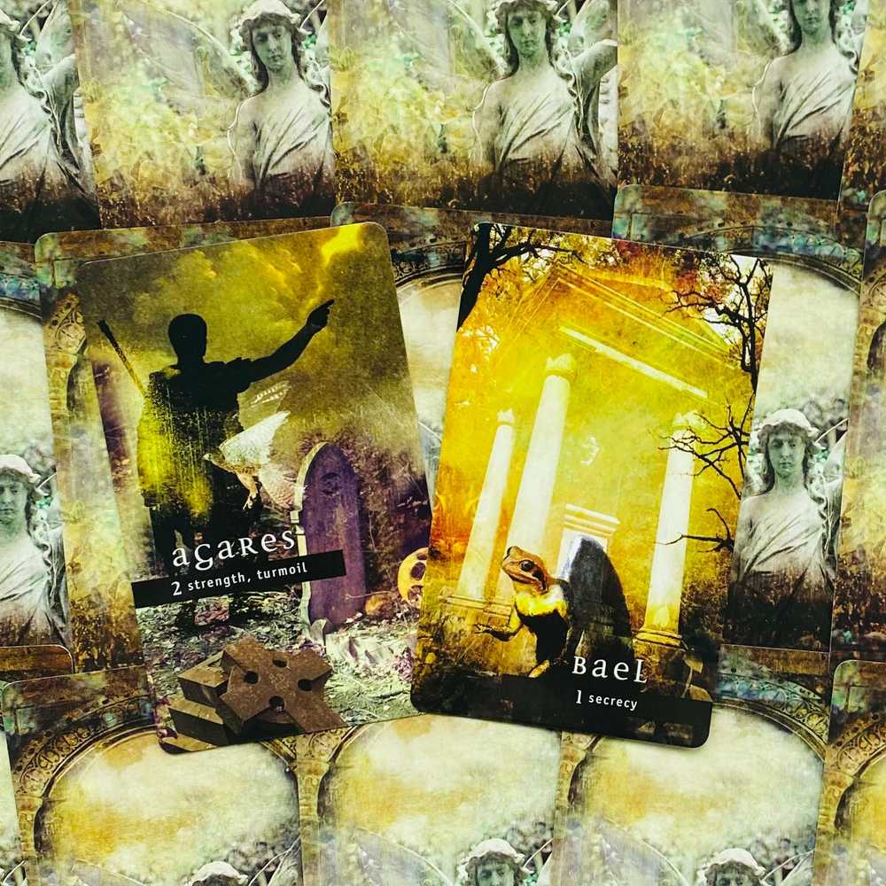 KNYGA Cico Books Fallen Angel Oracle kortų ir knygos rinkinys