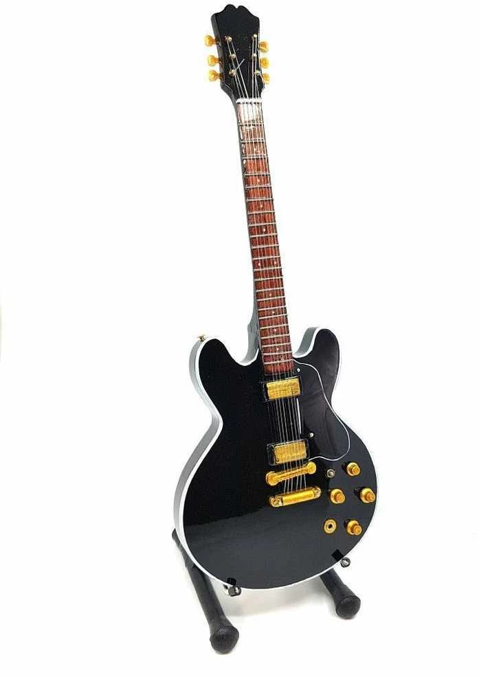 Indominiguitars B.B. King „Lucille“ mini gitara, rankų darbo mahagonis, 1:4, kolekcionieriams