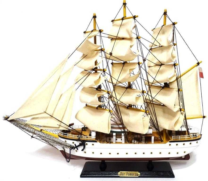 Deco Gifts Kolekcinis medinis burlaivio Dar Pomorza modelis 50 cm – jūrinė dovana