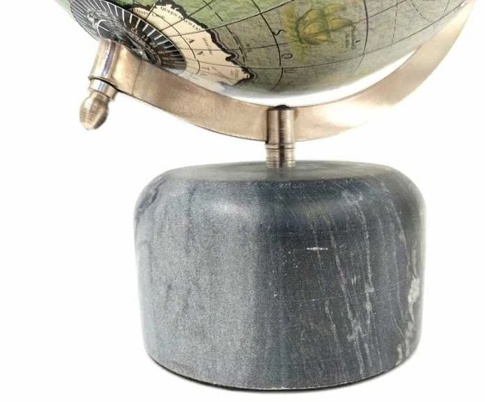 Deco Gifts Dekoratyvinis gaublys ant akmeninio pagrindo GLB-68
