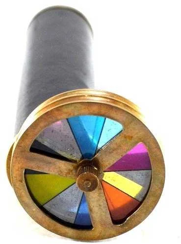 Mirtop Retro stiliaus žalvarinis kaleidoskopas – kolekcinė dovana
