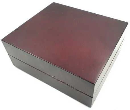 Deco Gifts Medinė dovanų dėžutė 14×16×6,7 cm, tamsi višnia, įdėklas, graviruojama