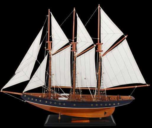 Deco Gifts Medinis burlaivio „Atlantic“ modelis 72 cm – 3 stiebai, lino burės, puiki dovana