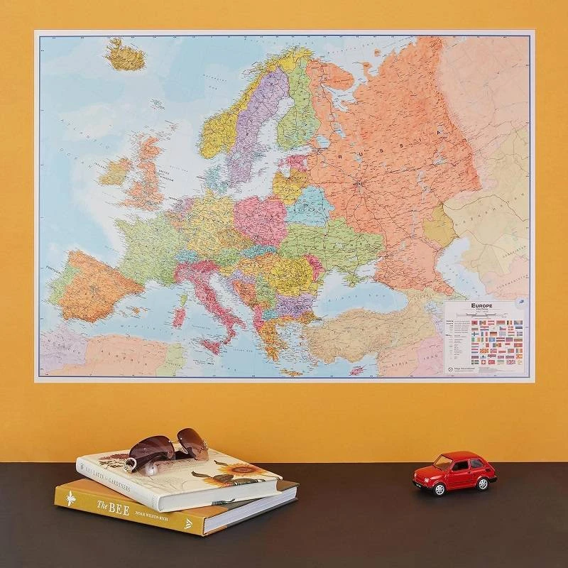 Craenen Bvba Europos politinis sieninis žemėlapis 100x139 cm, laminuotas, su vėliavomis