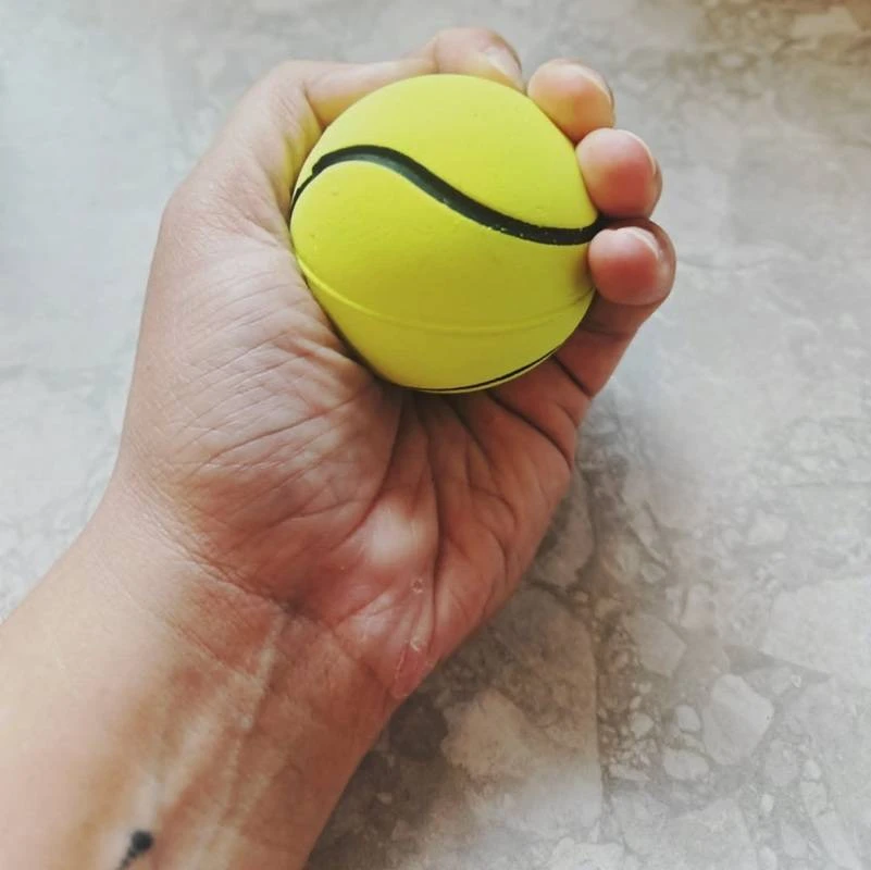 Hobilt Sportinis šokinėjantis kamuoliukas vaikams 6 cm (asorti)