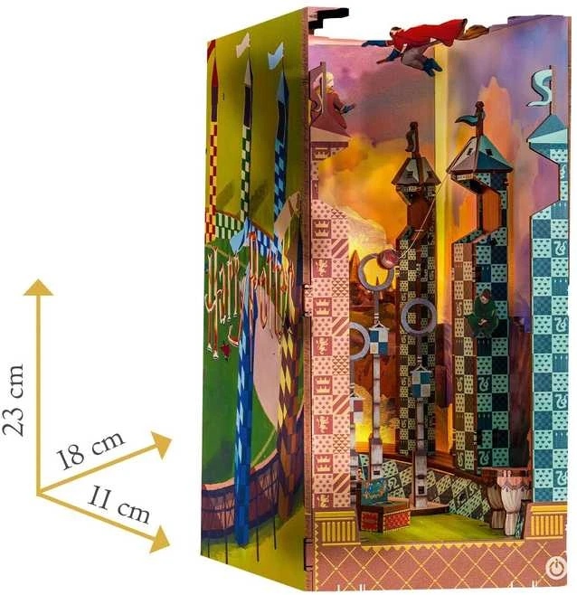 Revell medinis konstruktorius: Harry Potter Kvidičo aikštė (124 dalių)