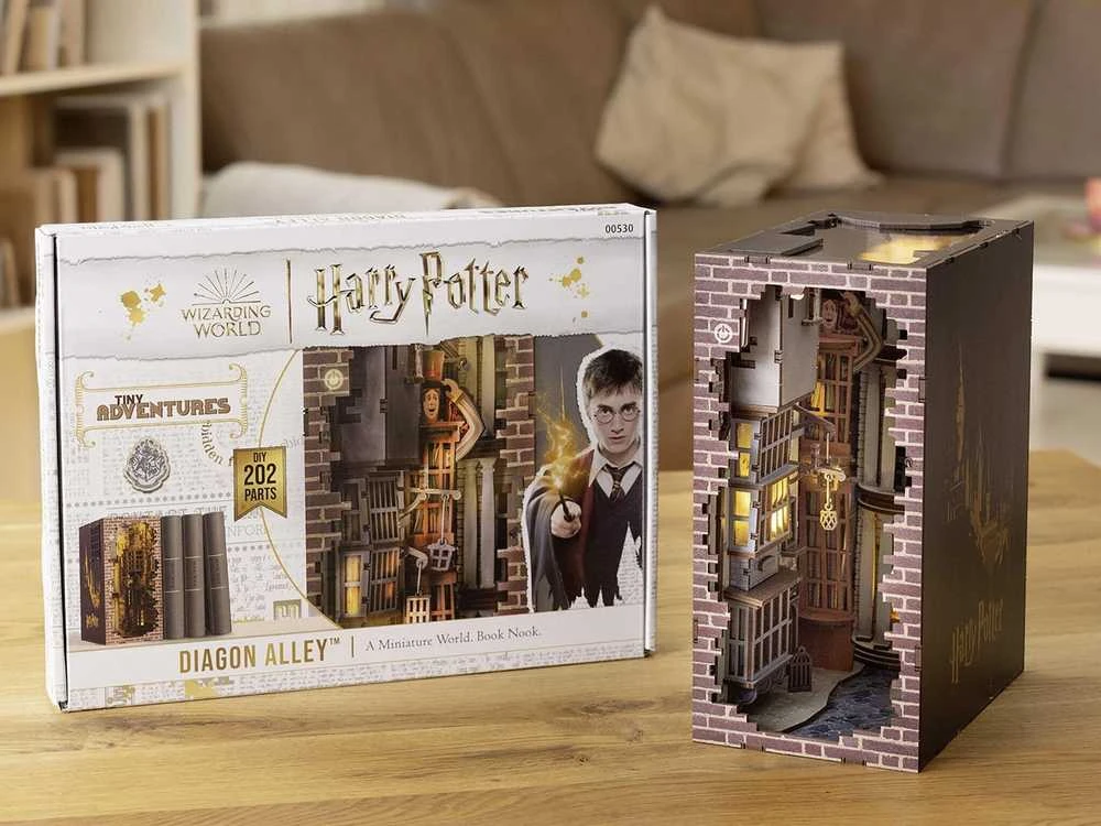 Revell medinis konstruktorius Tiny Adventures: Diagon Alley – Harry Potter