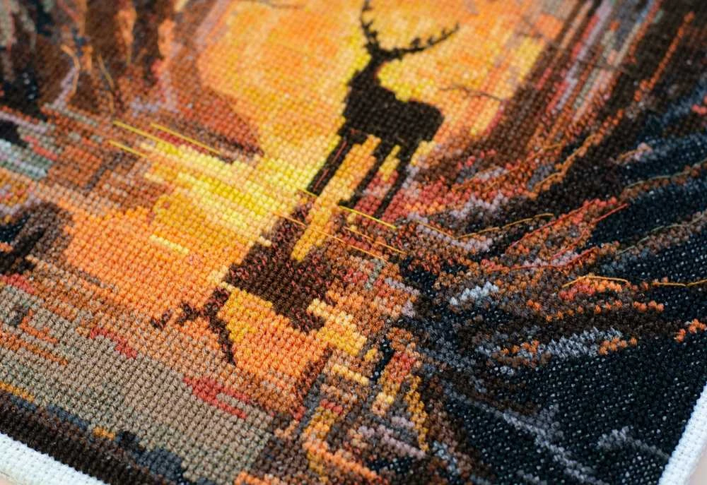 Abris Art Siuvinėjimo kryželiu rinkinys „Miško sergėtojas“, 24x42 cm, 27 spalvų, 14 ct