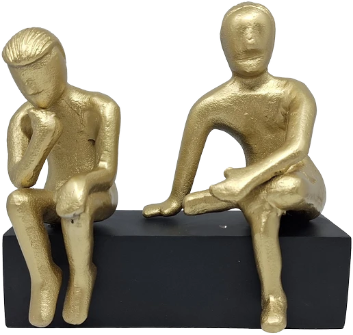 Divine Dekor Dvyniai – moderni auksinė zodiako figurėlė ant medinio pagrindo