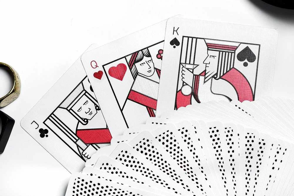 Ellusionist Views X kortos