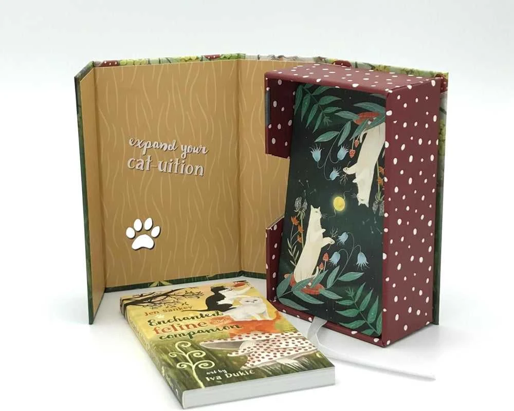 Taro kortų rinkinys - Llewellyn Enchanted Forest Felines 78 Kortos 13x8x4.5 cm
