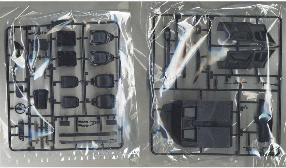 Fujimi Nissan GT-R R35 su varikliu, 1/24 plastikinis modelis