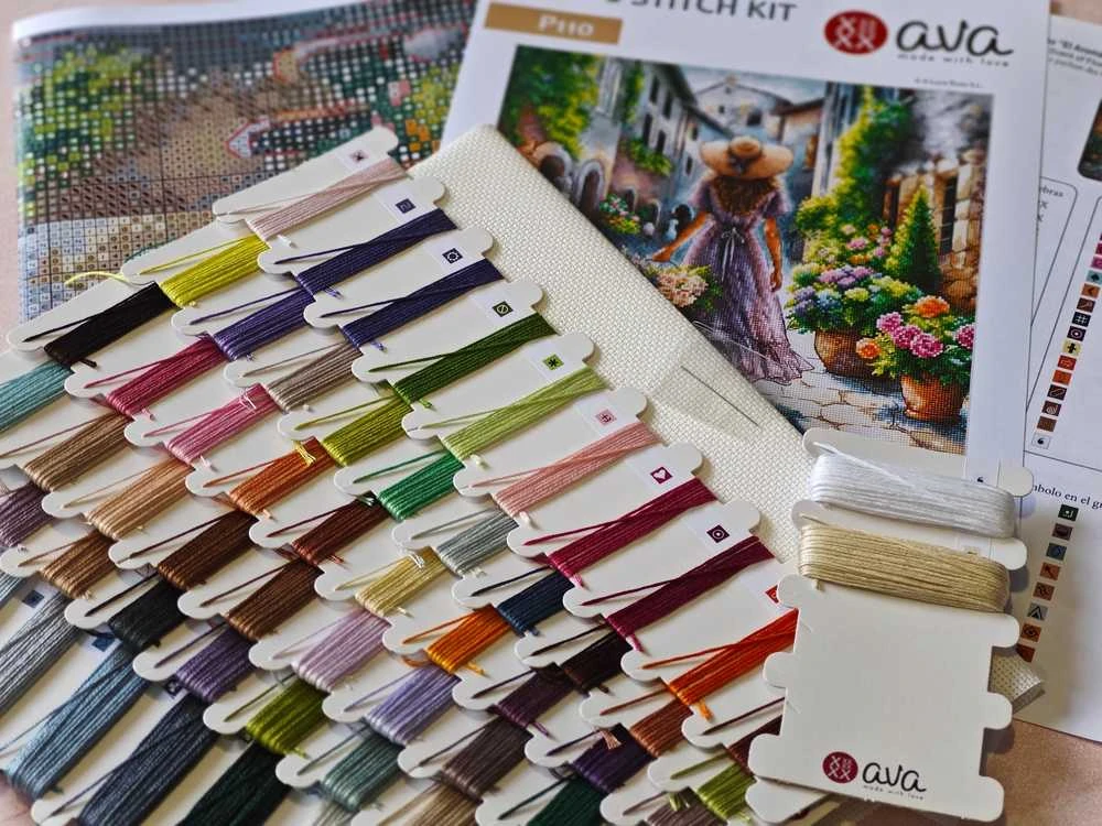 Gėlių aromatas – kryželiu siuvinėjimo rinkinys AVA Stitch