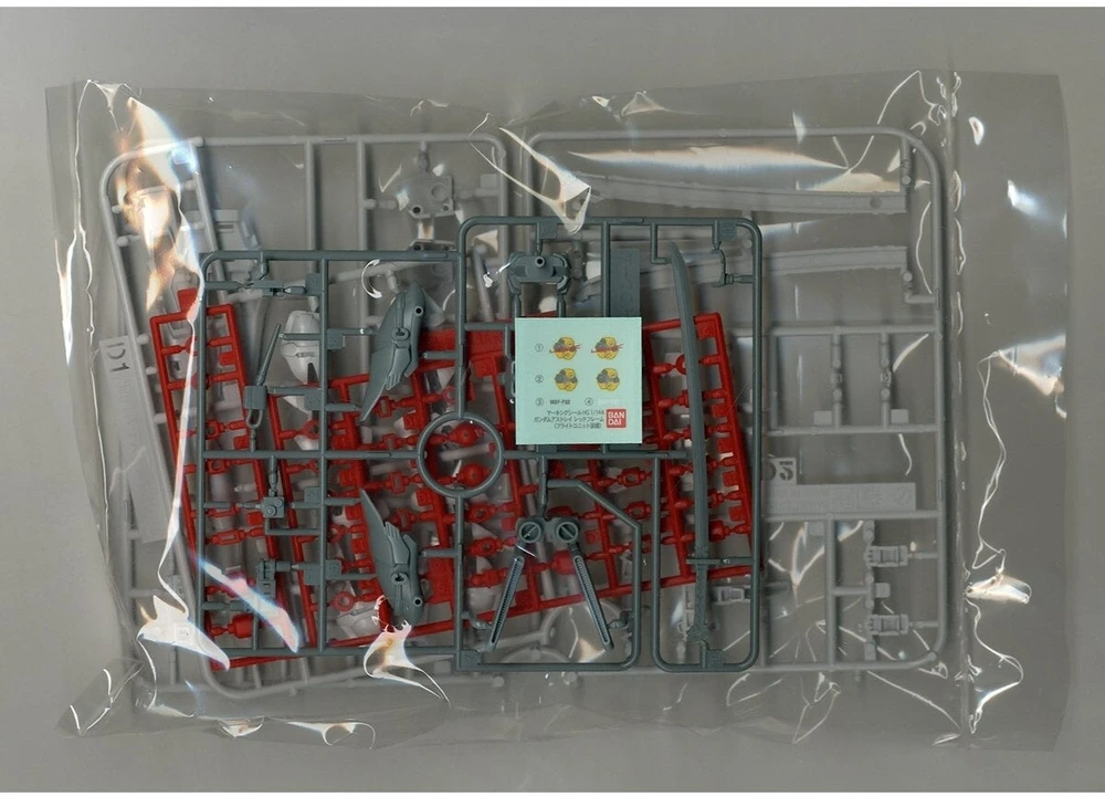 Bandai HG 1/144 GUNDAM ASTRAY Raudonas FRAME (FLIGHT UNIT) collectible figurine
