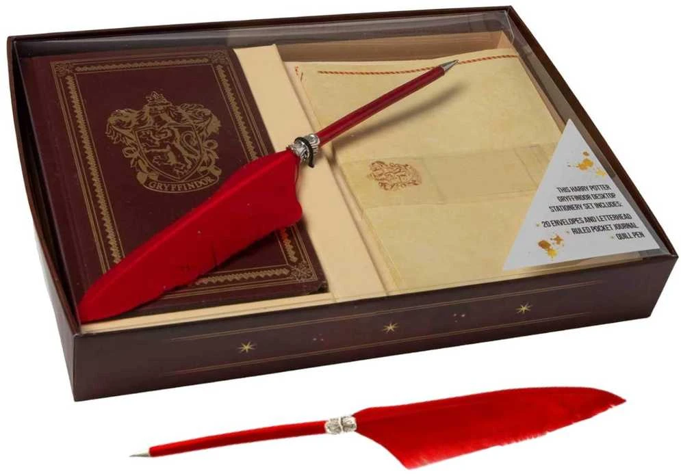 Dėlionė Insight Editions Raštinės Reikmenų Rinkinys - Harry Potter Gryffindor 192 Puslapių Dienoraštis, 20 Užrašų Bloknotų, Rašiklis