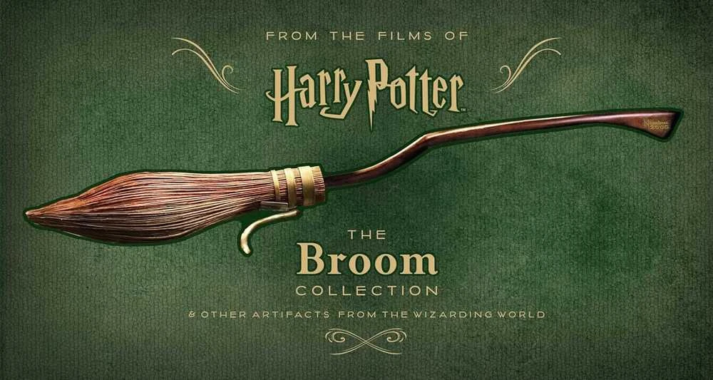 Dėlionė Insight Editions Knyga - Harry Potter Šluotų Kolekcija 146 Puslapiai 31.2 x 16 x 2.1 cm