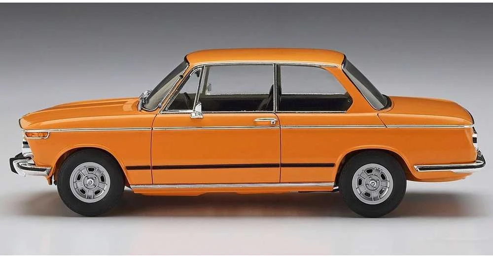 Hasegawa BMW 2002 tii 1971 plastikinis surenkamas modelis 1/24