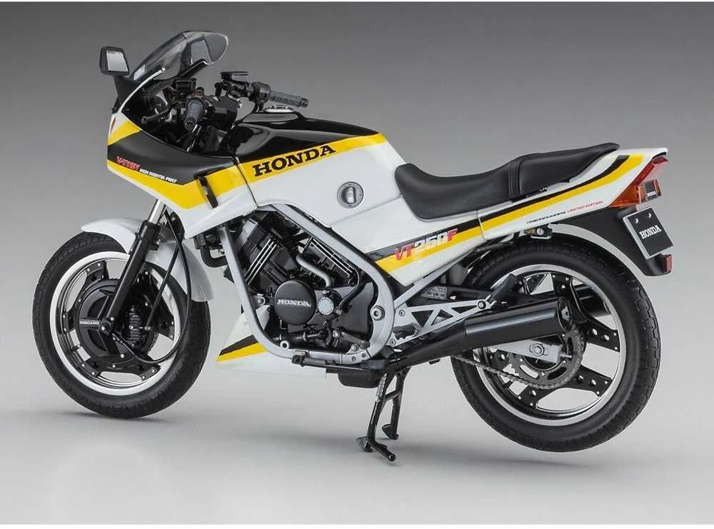 Hasegawa Honda VT250F (1985) 1/12 plastikinis modelis, ribotas leidimas