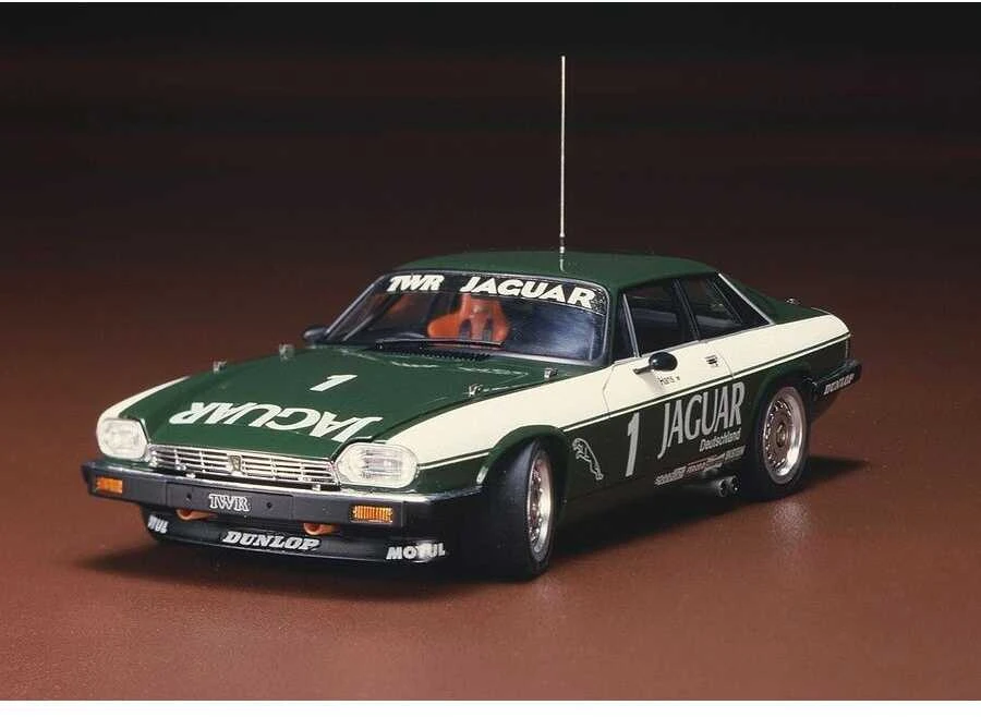Hasegawa Jaguar XJ-S H.E. TWR 1/24 plastikinis surenkamas rinkinys