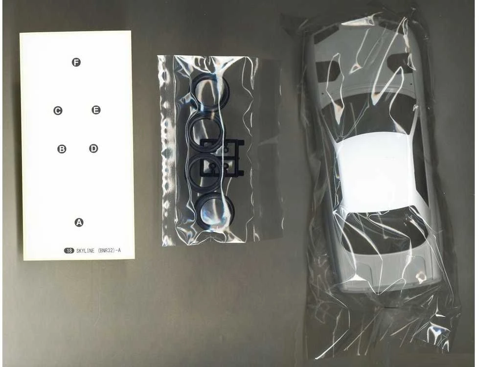 Hasegawa Nissan Skyline GT-R BNR32 1/24 surenkamas modelis 1991–1993