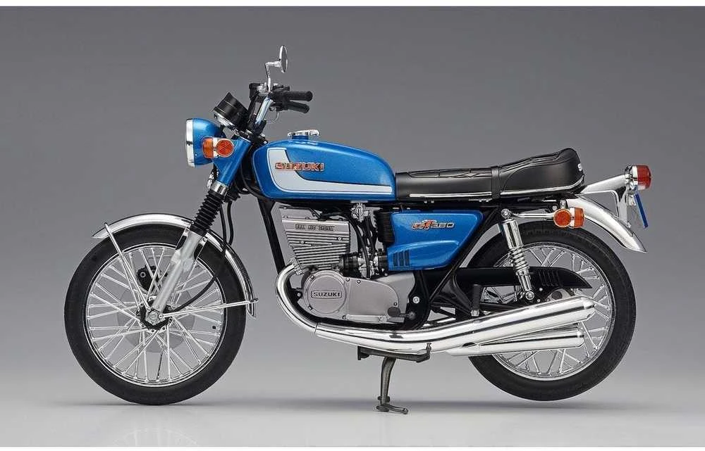 Hasegawa Suzuki GT380 B 1972 1/12 surenkamas plastikinis modelis