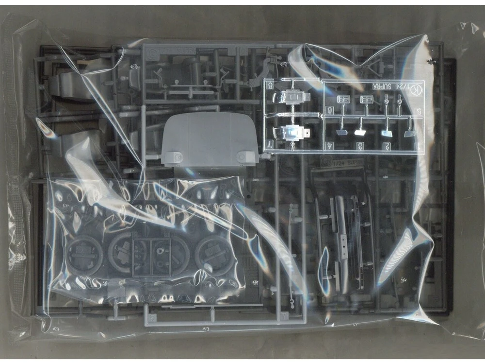 Hasegawa Toyota Supra A70 Twin Turbo R „Snake Holic“ 1/24 surenkamas modelis