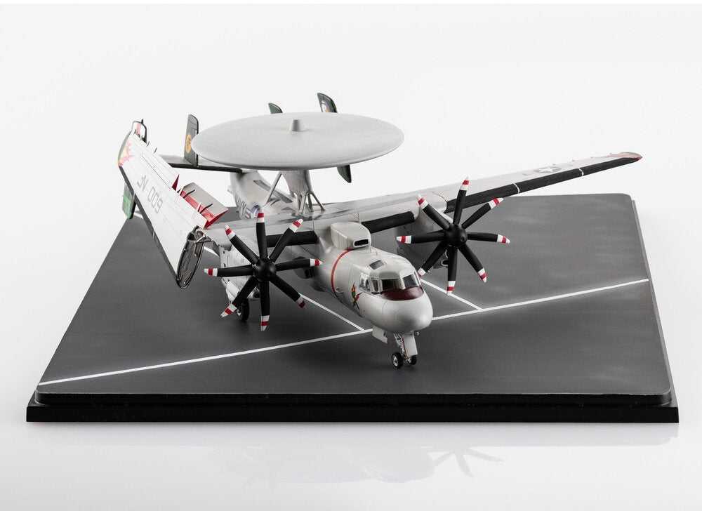Heller Grumman E-2C Hawkeye 1/72 surenkamas plastikinis lėktuvo modelis 82300