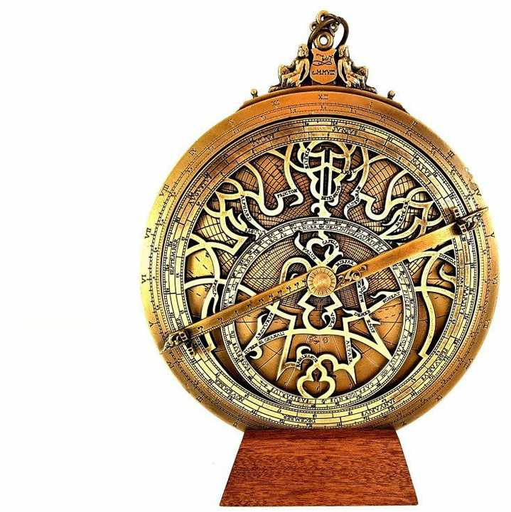 Hemisferium Ica Sl Žalvarinė astrolabija 20 cm – Renesanso replika, funkcionali, su mediniu stovu