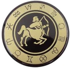 Hobilt Šaulys zodiako šaldytuvo magnetas – emaliuotas, auksinis, 6 cm