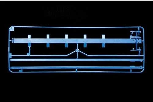 Italeri 1/24 savivarčio priekabos plastikinis surenkamas modelis