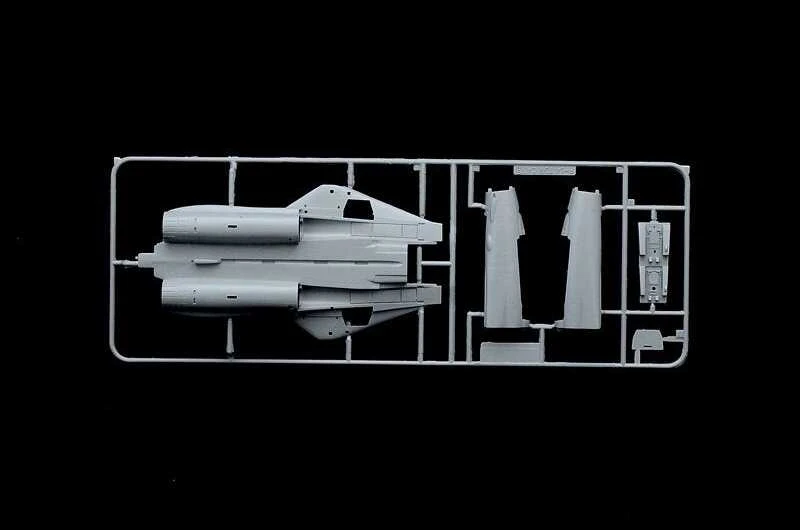 Italeri 1414 F-14A Tomcat 1/72 plastikinis lėktuvo modelio rinkinys