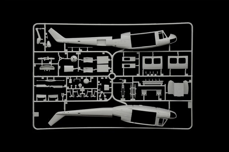 Italeri Bell AB-205/UH-1D SAR sraigtasparnio modelis 1/48