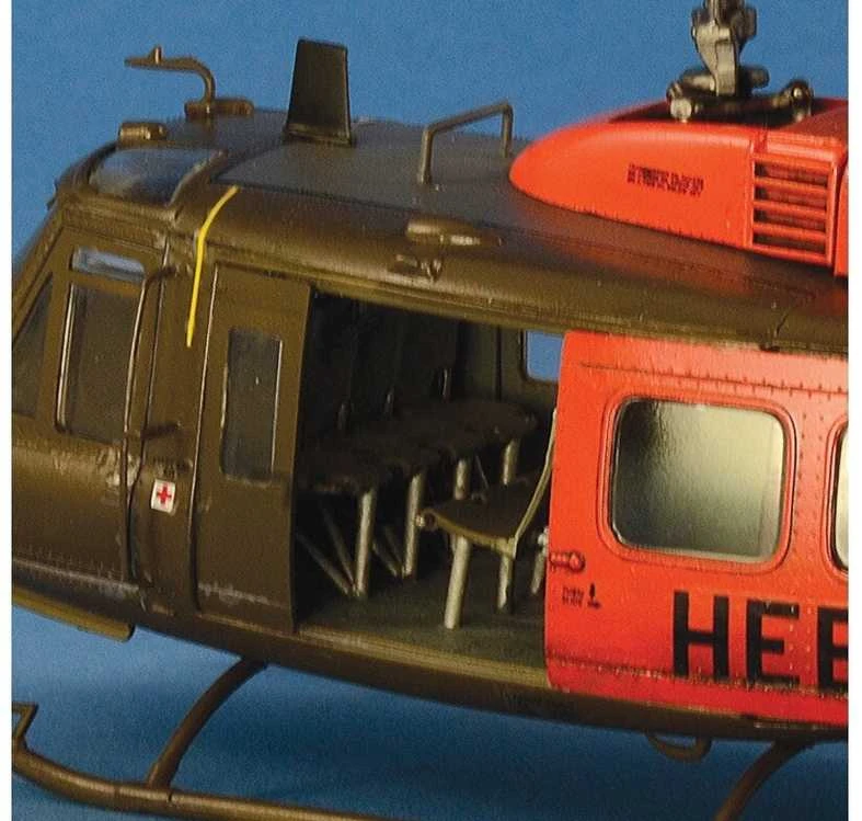 Italeri Bell UH-1D Huey Iroquois 1/48 plastikinis surenkamas modelis (0849)