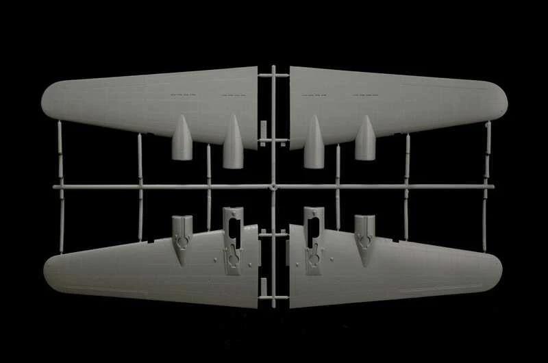 Italeri Boeing B-17F Skraidančioji Tvirtovė 1/72 plastikinis lėktuvo modelis