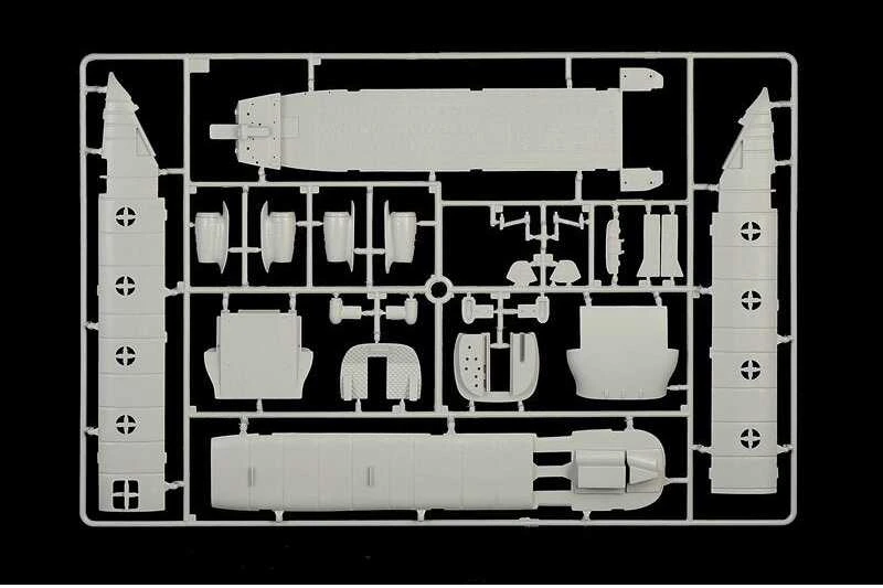 Italeri Boeing Chinook HC.2/CH-47F 1/48 plastikinis sraigtasparnio modelis