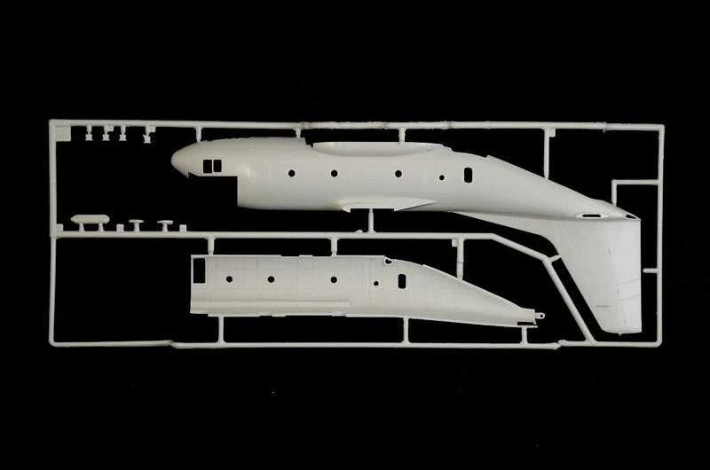 Italeri C-27J Spartan/G.222 1/72 plastikinis modelio rinkinys (1450)