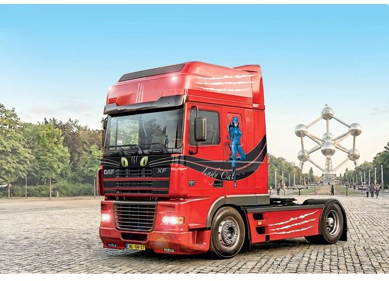 Italeri DAF XF95 Super Space Cab surenkamas vilkiko modelis 1/24, 93834