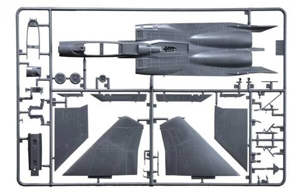 Italeri F-15E Strike Eagle 1/72 plastikinis lėktuvo modelis