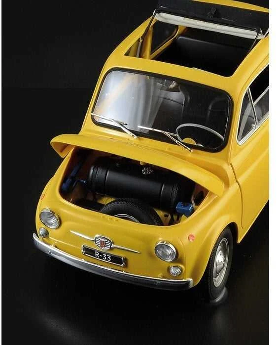 Italeri FIAT 500 F 1/12 patobulinta versija (4715) surenkamas modelis (Atnaujinta)