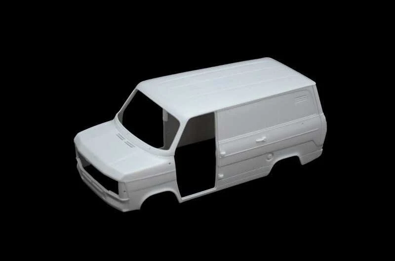 Italeri Ford Transit mikroautobusas 1/24 plastikinis surinkimo rinkinys