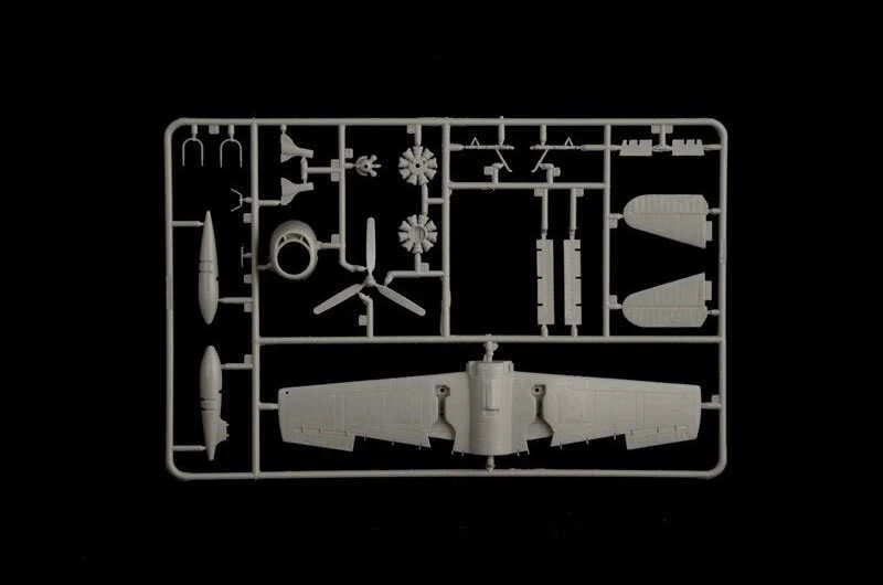 Italeri Grumman Hellcat F6F-3 1/72 plastikinis lėktuvo modelis