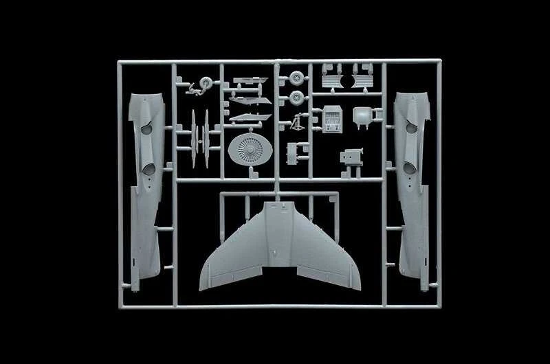 Italeri Harrier GR.3 Folklando karo 1/72 plastikinis lėktuvo modelis