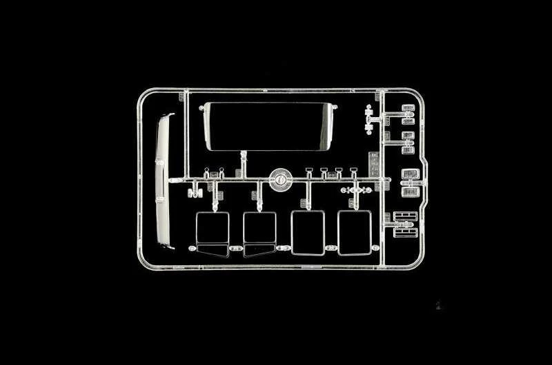 Italeri IVECO Turbostar 190.48 Special 1/24 surenkamas modelis