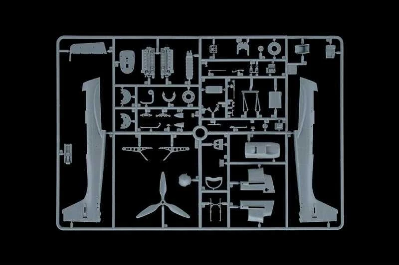 Italeri Junkers Ju 87 B-2/R-2 Stuka Picchiatello 1/48 plastikinis modelis
