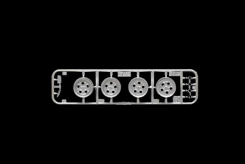 Italeri Lamborghini Diablo 1/24 plastikinis surenkamas modelis 3685
