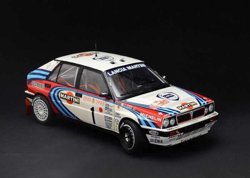 Italeri Lancia Delta HF Integrale 16v 1/12 plastikinis surinkimo rinkinys 4709