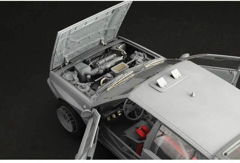 Italeri Lancia Delta HF Integrale 16v 1/12 plastikinis surinkimo rinkinys 4709